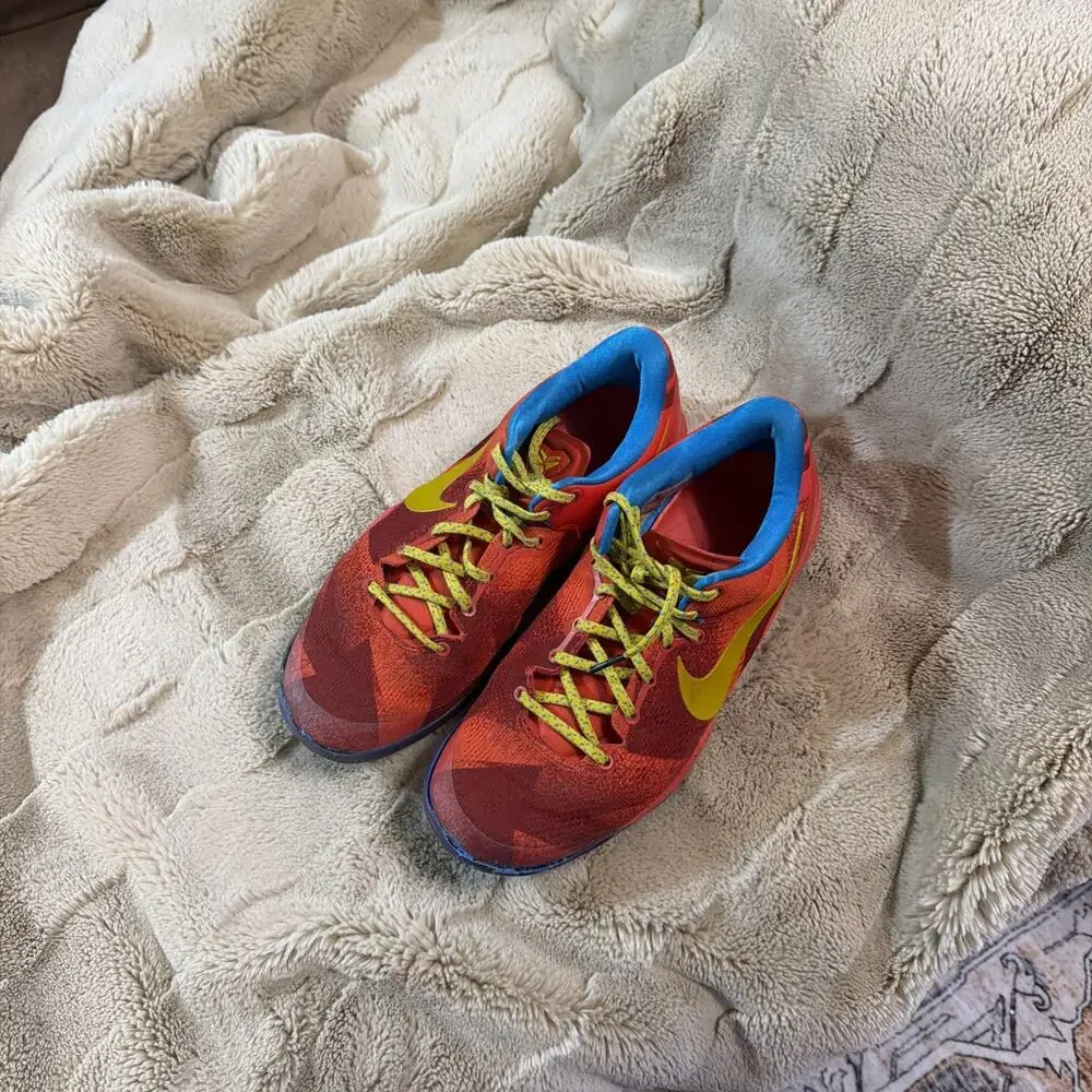 Size 9 - Nike Kobe 8 2014 Year of the Horse
